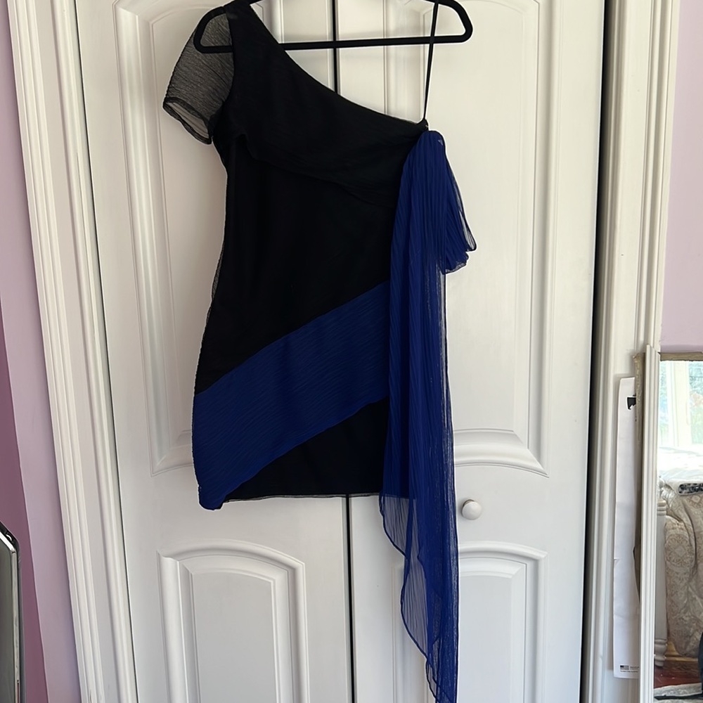 Bebe Blue and black Size: 6